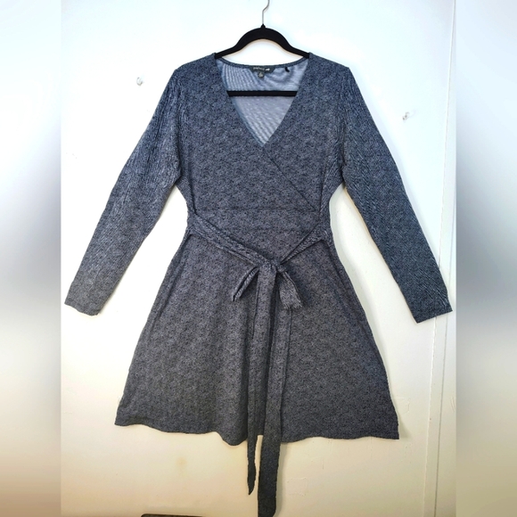 Toad&Co Organic Cotton cue wrap dress true Navy herringbone print, sz L, - Picture 2 of 16